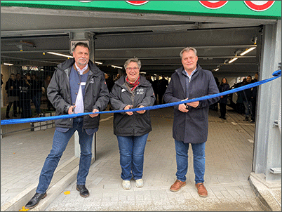v. l.: Dr. Henri Lüdeke (WBV-Geschäftsführer), Kerstin Richter (Technische Leiterin der WBV) sowie Thomas Schubert (Oberbürgermeister der Stadt Coswig)